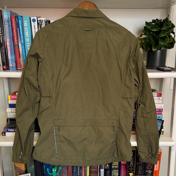 Fjallraven and Specialized Bike Utility Jacket for Women. - Picture 3 of 5